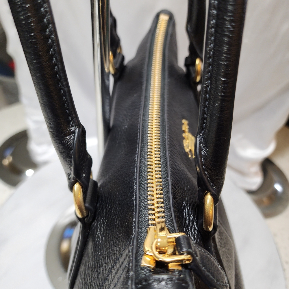 Authentic Prada Black Vitello Phenix Leather Shoulder Bag w/Crossbody Strap - Picture 7 of 16
